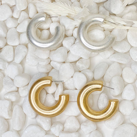 Round And Smooth Medium Hoop Earrings